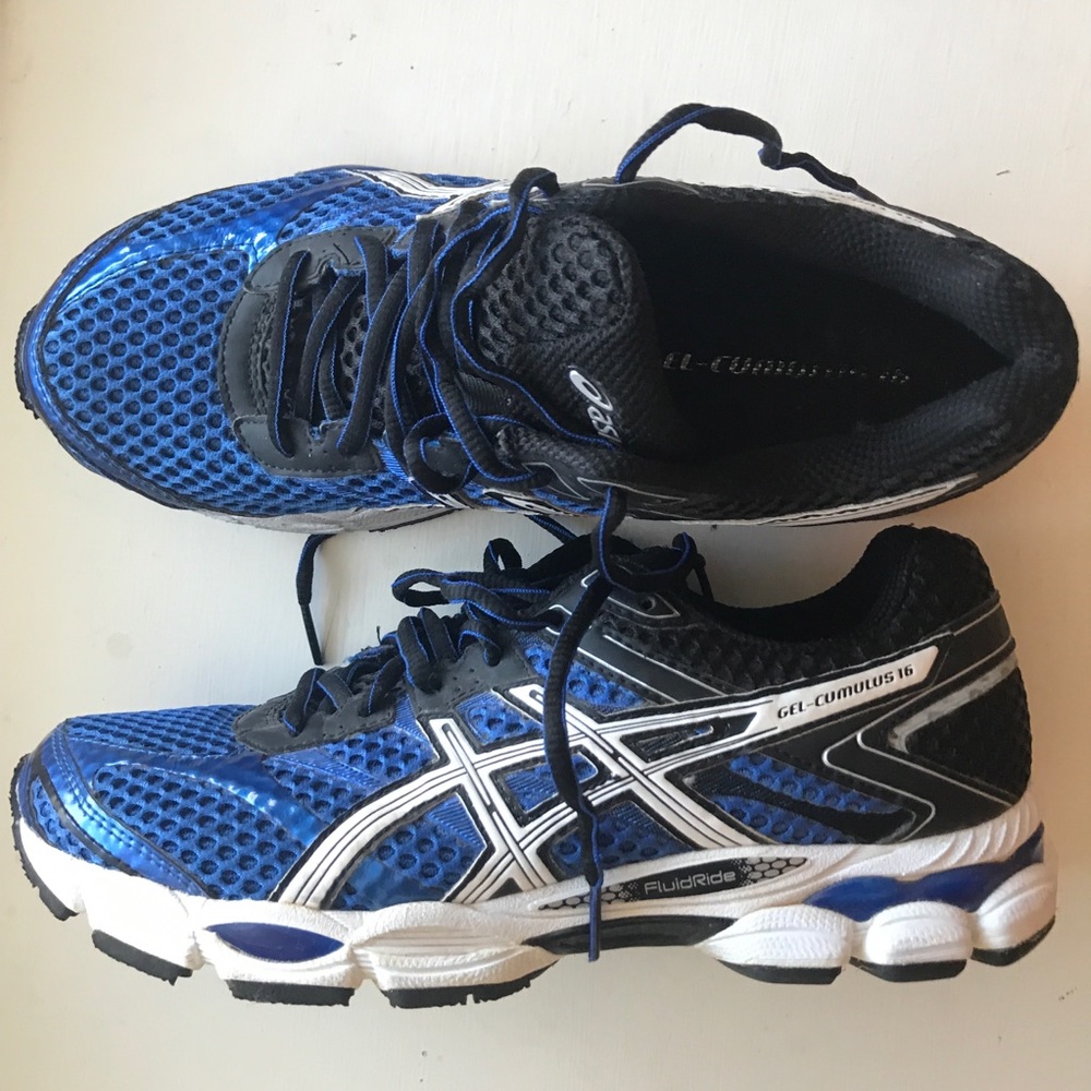 NEW Asics Gel Running Shoes